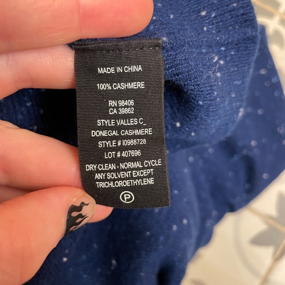 Theory Cashmere sweater - Picture 4 of 9